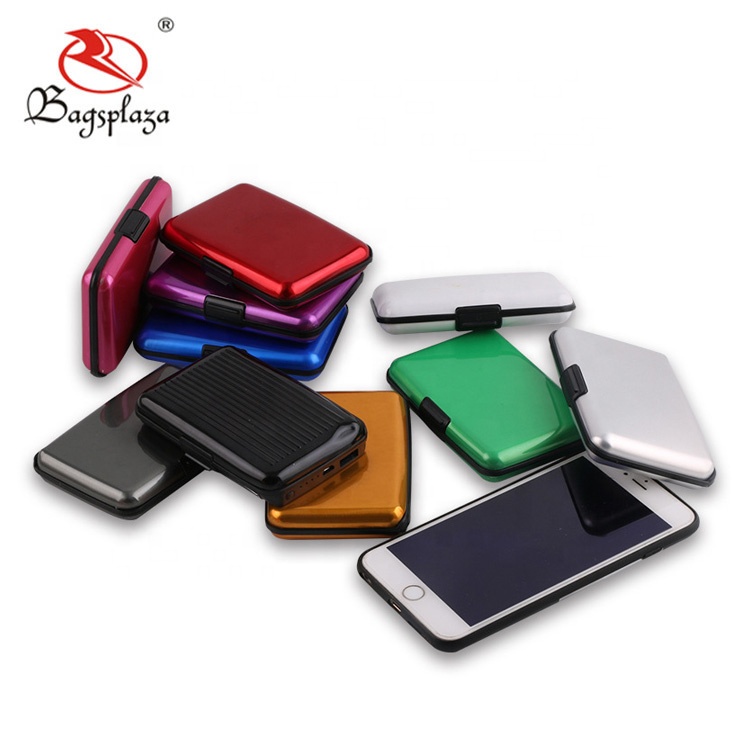 Hottest wireless phone charging smart wallet gps powerbank electronic wallet